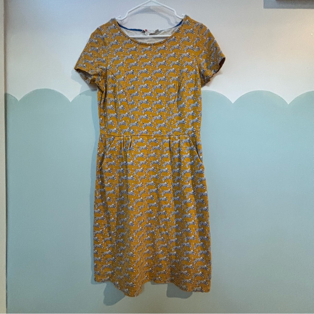 Boden yellow jersey dress with cheetah print size 8